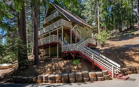Cozy Hideaway B